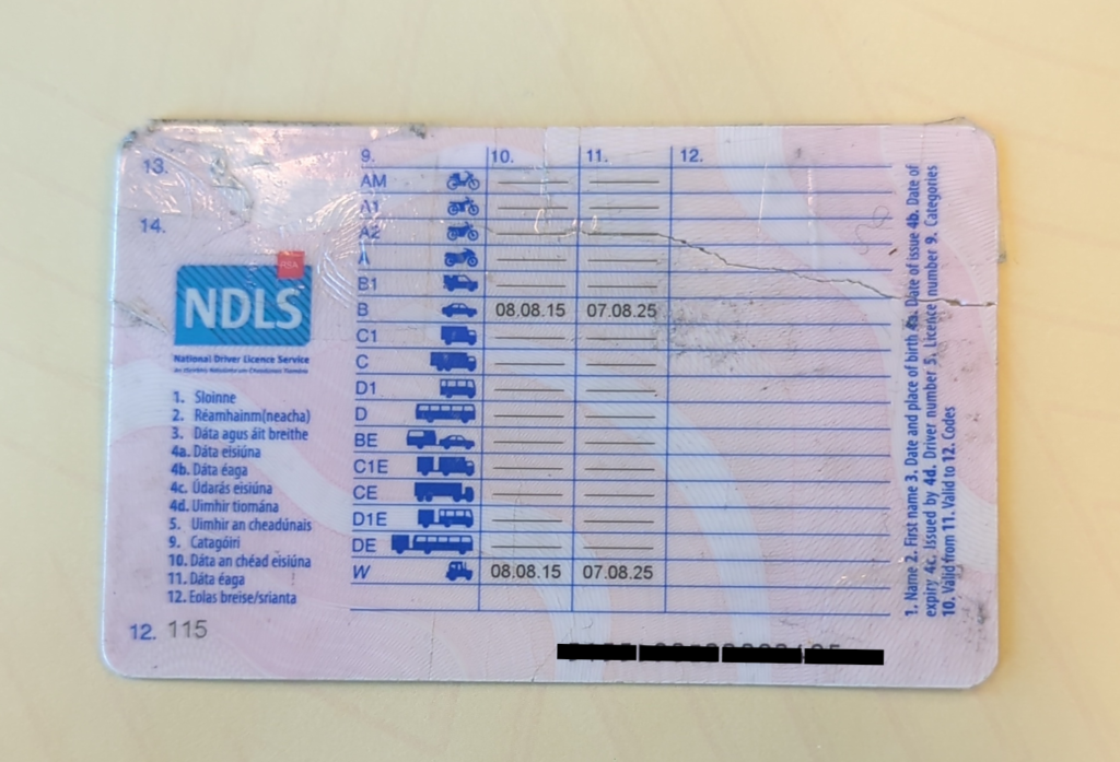 Ceannaigh ceadúnas tiomána ar líne